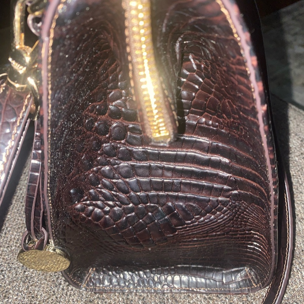 Brahmin Dark Brown Croc-Embossed Satchel Cocoa Ombré Melbourne like New - Picture 8 of 10